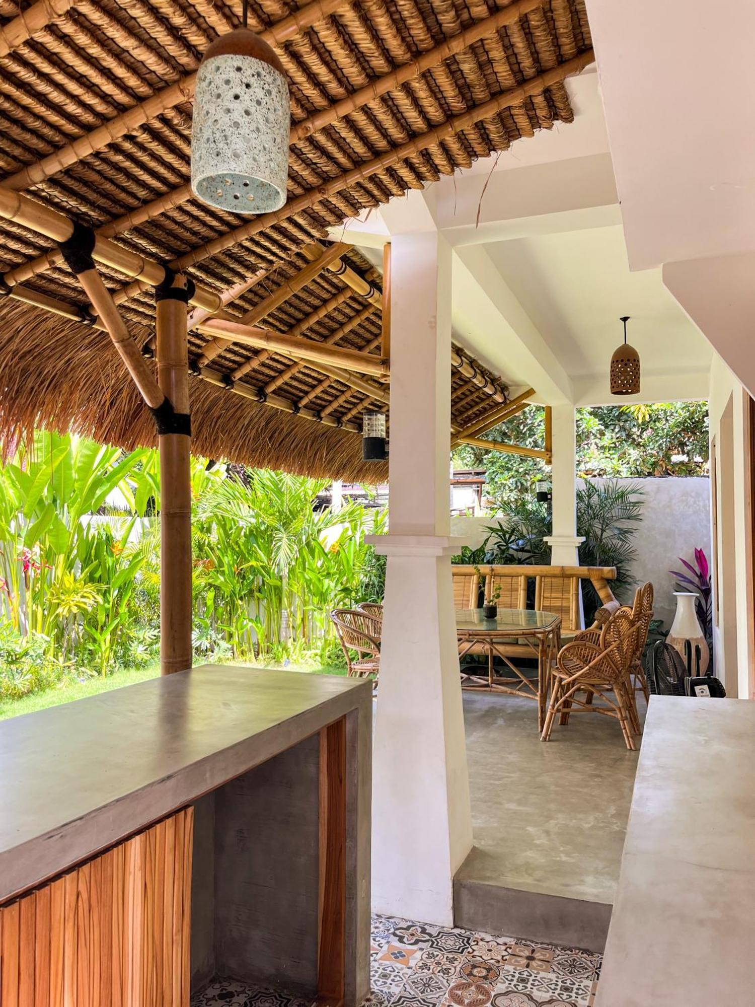 Las Flores Lombok Kuta  Exterior photo